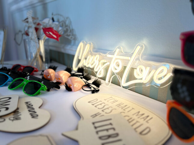 Fotobox Reqisiten von TomNoise